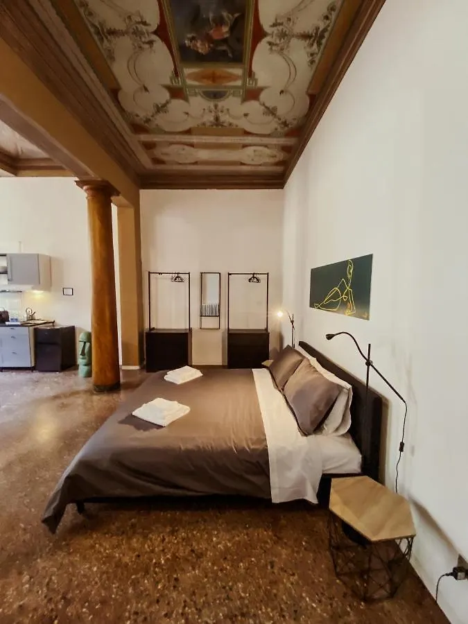 Residenza Studio Delle Arti Bologna 0*,  Italy
